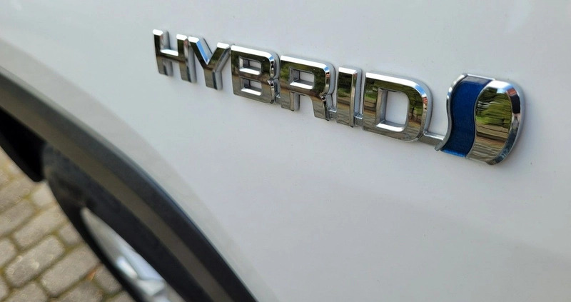 Toyota RAV4 cena 116900 przebieg: 153998, rok produkcji 2019 z Chęciny małe 781